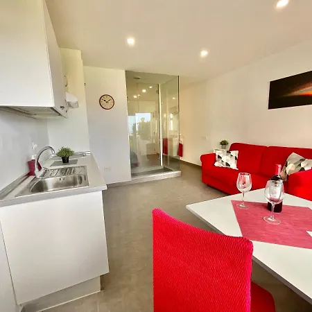 Redvelvet Apartment
