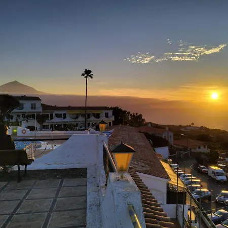 Апартаменты Redvelvet Такоронте